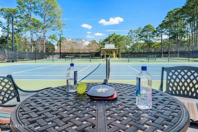 5028 BLACKHAWK Drive, St. Johns, FL 32259