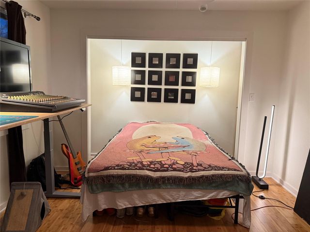 2200 Dickson DR 127, Austin, TX 78704