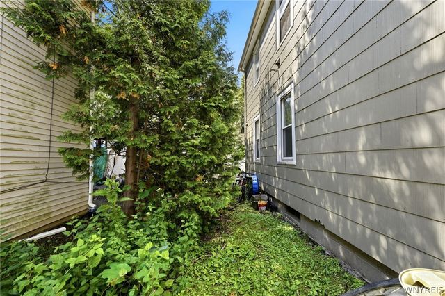 85 Kirby Avenue, Lackawanna, NY 14218