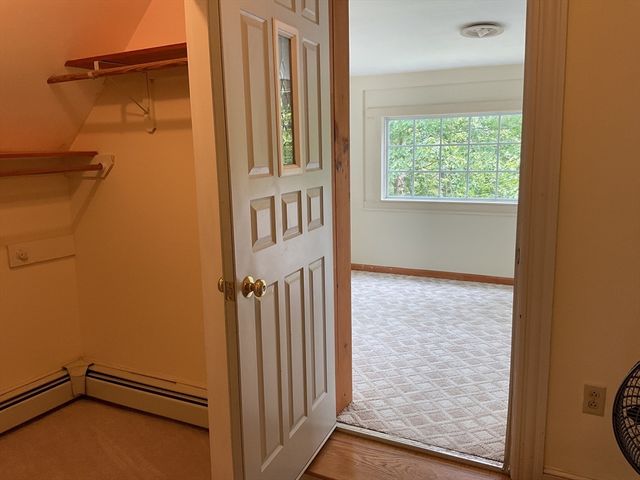16 Knox St, Worcester, MA 01603