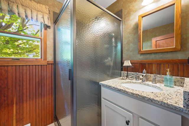 8498 Lake Road, Berrien Center, MI 49102