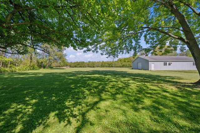 8498 Lake Road, Berrien Center, MI 49102