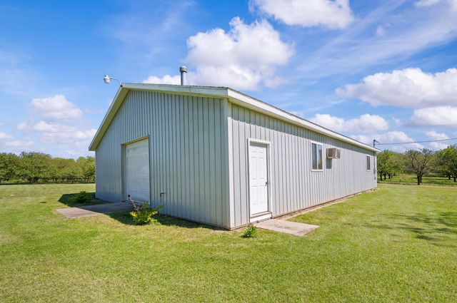 8498 Lake Road, Berrien Center, MI 49102
