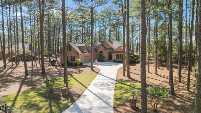 28 Abbottsford Drive, Pinehurst, NC 28374
