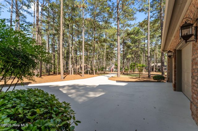 28 Abbottsford Drive, Pinehurst, NC 28374