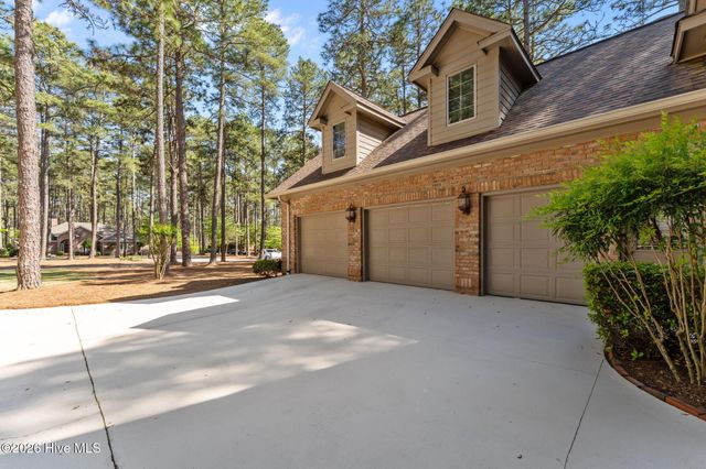 28 Abbottsford Drive, Pinehurst, NC 28374