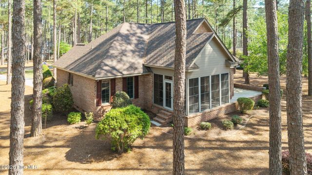 28 Abbottsford Drive, Pinehurst, NC 28374