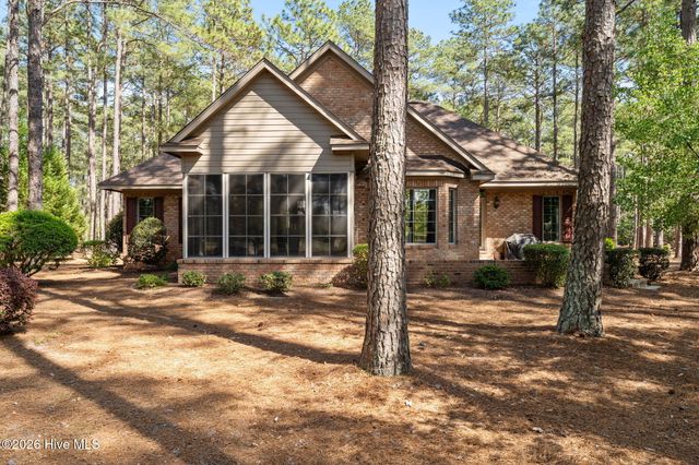28 Abbottsford Drive, Pinehurst, NC 28374