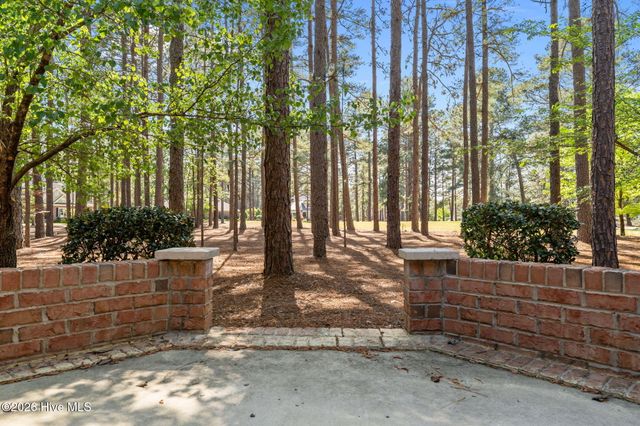 28 Abbottsford Drive, Pinehurst, NC 28374