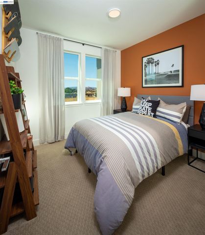 909 More Lane 1303, Morgan Hill, CA 95037