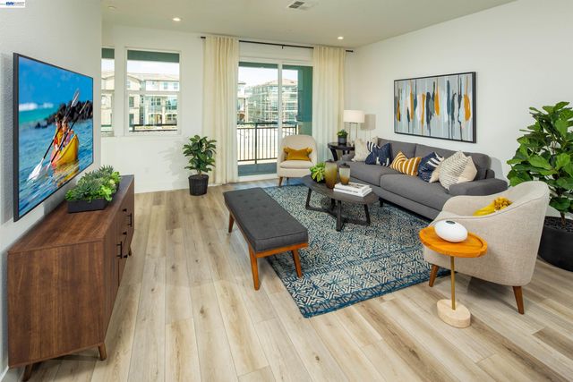 909 More Lane 1303, Morgan Hill, CA 95037