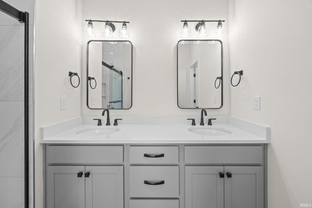 105 Parkerwood Lane, West Lafayette, IN 47906