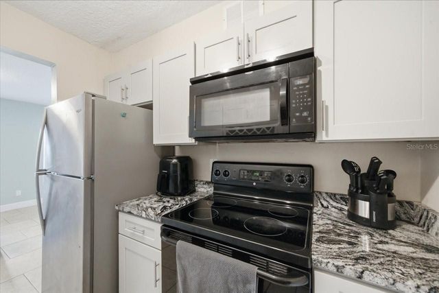 4843 COQUINA KEY DRIVE SE A, St Petersburg, FL 33705