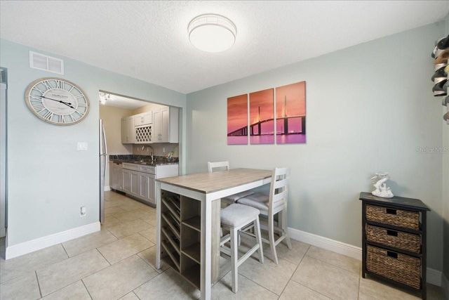 4843 COQUINA KEY DRIVE SE A, St Petersburg, FL 33705