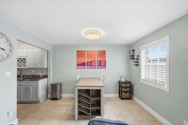 4843 COQUINA KEY DRIVE SE A, St Petersburg, FL 33705