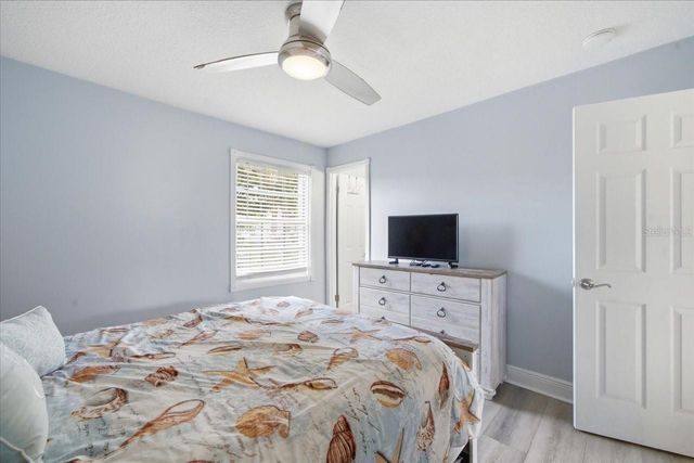 4843 COQUINA KEY DRIVE SE A, St Petersburg, FL 33705