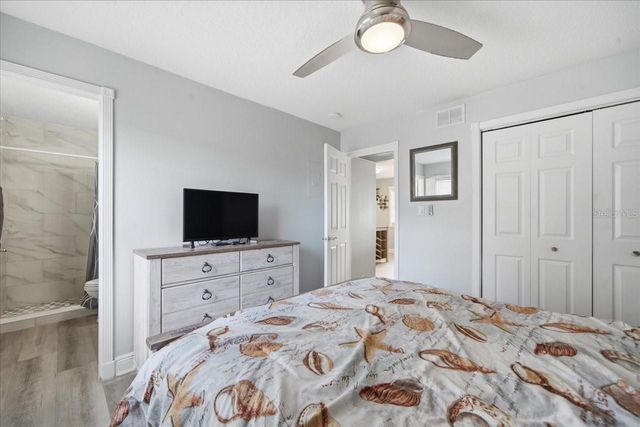 4843 COQUINA KEY DRIVE SE A, St Petersburg, FL 33705