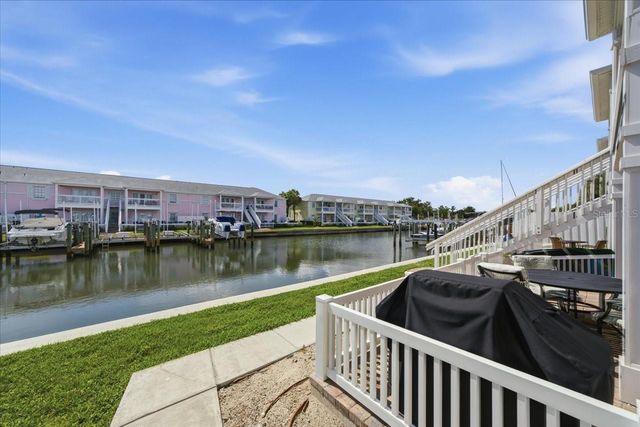 4843 COQUINA KEY DRIVE SE A, St Petersburg, FL 33705