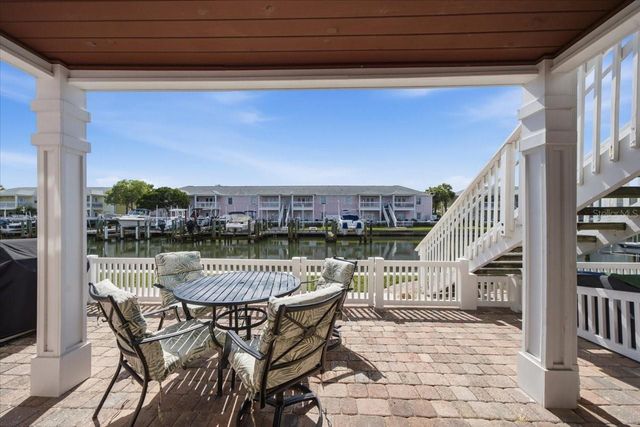 4843 COQUINA KEY DRIVE SE A, St Petersburg, FL 33705