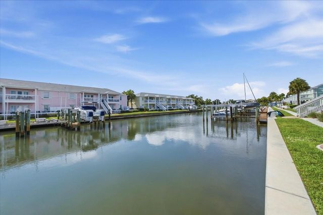 4843 COQUINA KEY DRIVE SE A, St Petersburg, FL 33705