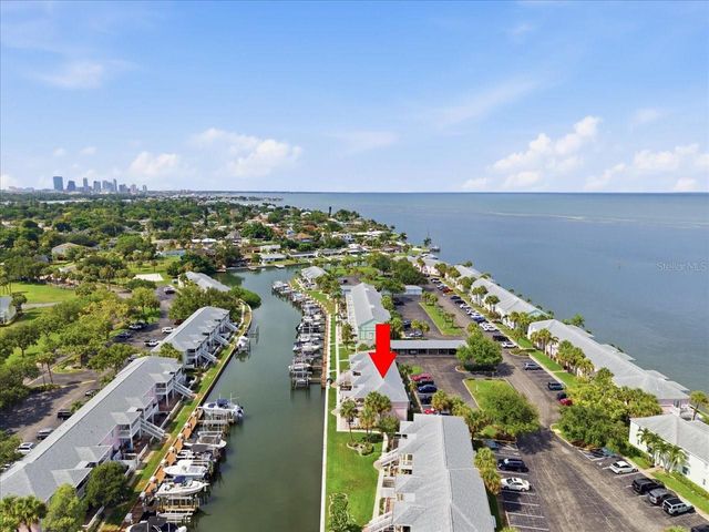 4843 COQUINA KEY DRIVE SE A, St Petersburg, FL 33705