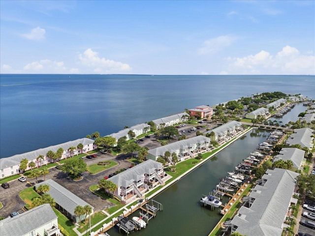 4843 COQUINA KEY DRIVE SE A, St Petersburg, FL 33705