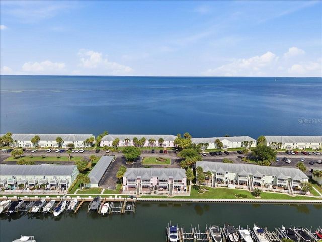 4843 COQUINA KEY DRIVE SE A, St Petersburg, FL 33705
