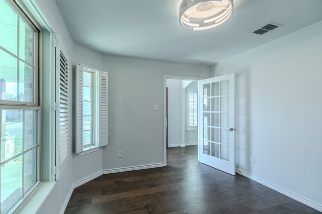 101 Elk Cove, Stephenville, TX 76401