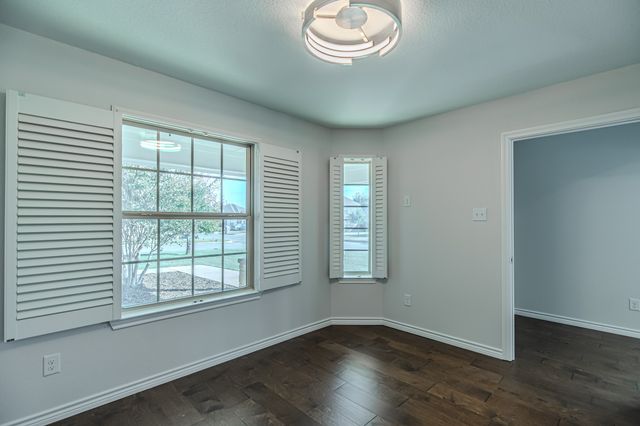 101 Elk Cove, Stephenville, TX 76401