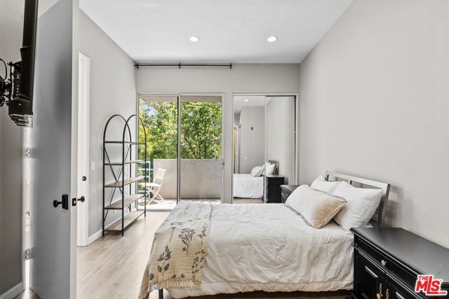 5151 Balboa Boulevard 303, Encino (los Angeles), CA 91316