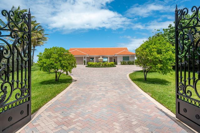 3766 Ocean Drive, Vero Beach, FL 32963