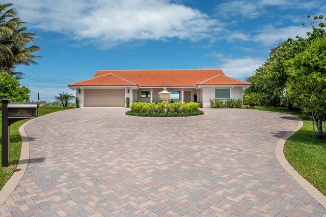 3766 Ocean Drive, Vero Beach, FL 32963