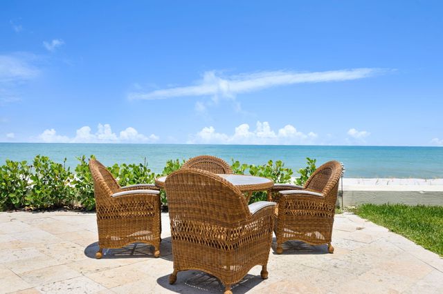 3766 Ocean Drive, Vero Beach, FL 32963