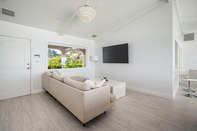 3766 Ocean Drive, Vero Beach, FL 32963
