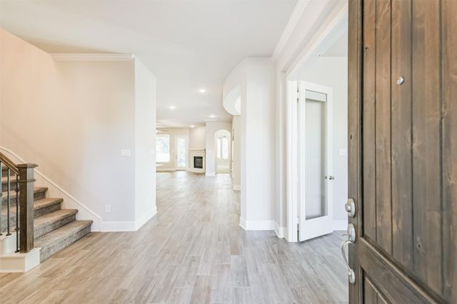 210 Liatris Court, Conroe, TX 77304