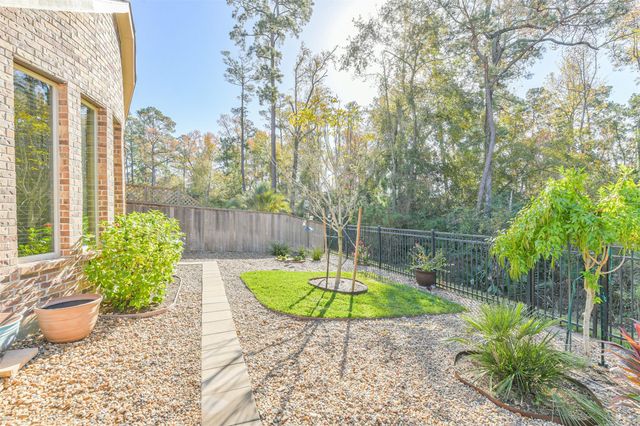 210 Liatris Court, Conroe, TX 77304