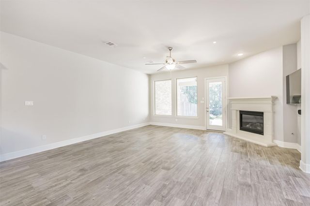 210 Liatris Court, Conroe, TX 77304