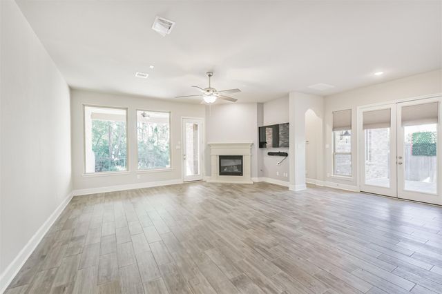 210 Liatris Court, Conroe, TX 77304