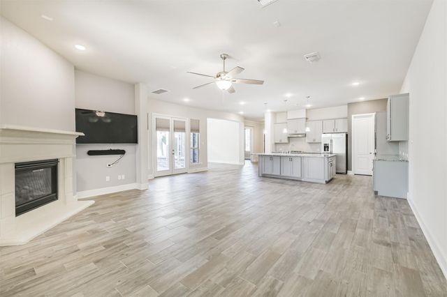 210 Liatris Court, Conroe, TX 77304