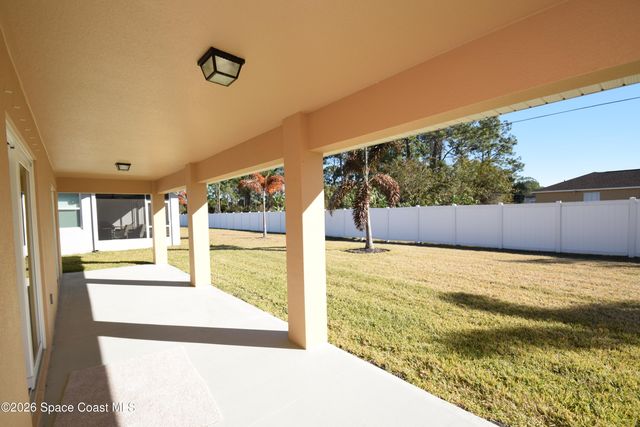 1204 Captiva Island Circle SW, Palm Bay, FL 32908