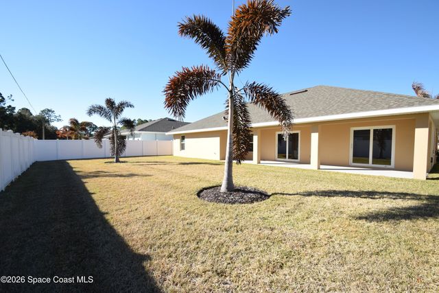 1204 Captiva Island Circle SW, Palm Bay, FL 32908
