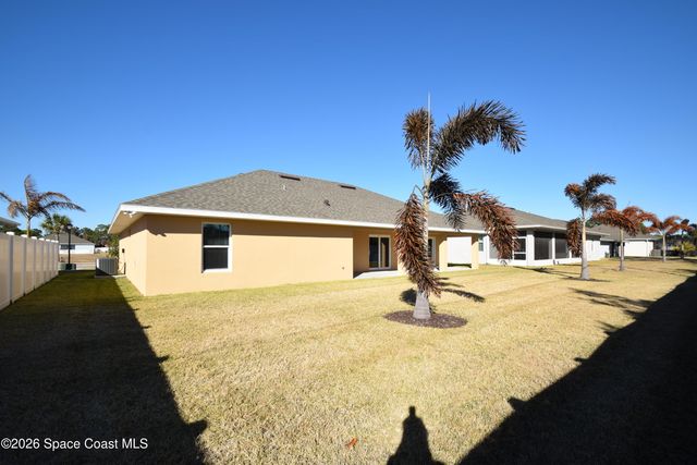 1204 Captiva Island Circle SW, Palm Bay, FL 32908