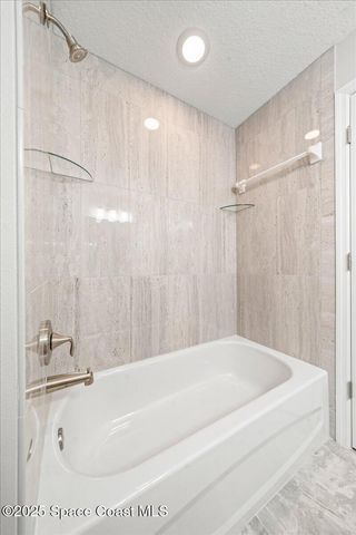 1204 Captiva Island Circle SW, Palm Bay, FL 32908