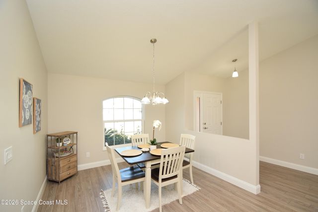 1204 Captiva Island Circle SW, Palm Bay, FL 32908