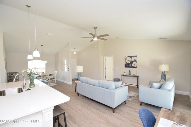 1204 Captiva Island Circle SW, Palm Bay, FL 32908