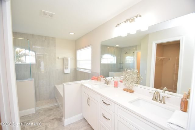 1204 Captiva Island Circle SW, Palm Bay, FL 32908