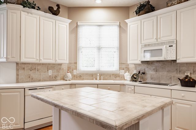 12378 Hyacinth Way, Carmel, IN 46032