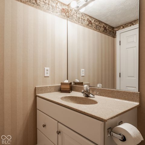 12378 Hyacinth Way, Carmel, IN 46032