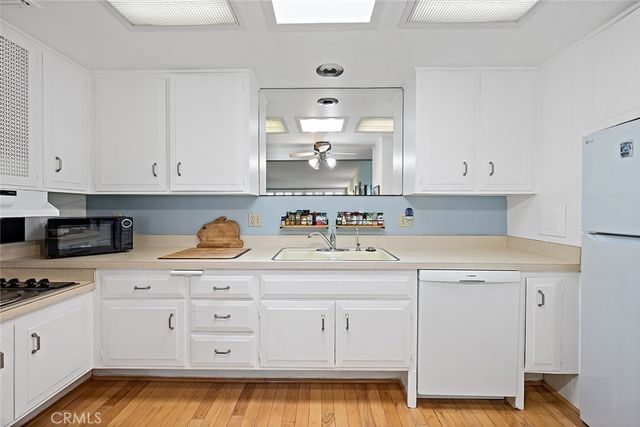 13101 Oak Hills 234F, Seal Beach, CA 90740