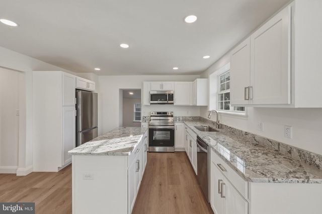 502 BERRY ST, Martinsburg, WV 25401